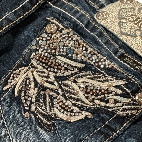 Miss Me Mid-Rise Boot Stretch Jean Size 26 STYLE ME8385BR - Picture 14 of 16